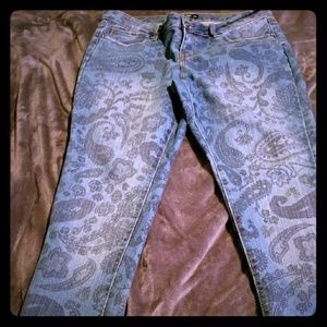 Unique Floral Print Light Denim Jeans